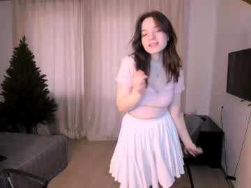 girl yellee image #4050274