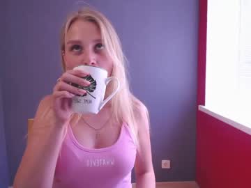 dianaflo__ every day cam