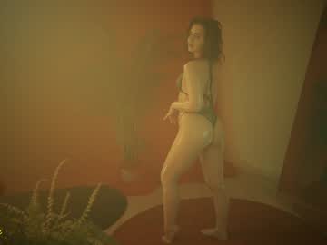 girl excitease image #3479983