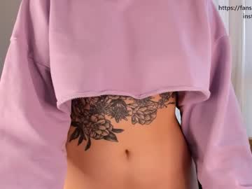 girl aavee image #1828747