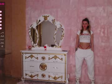 girl welcome2pleasureland image #3146221