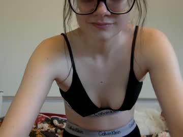girl hi_so_shy image #1618329