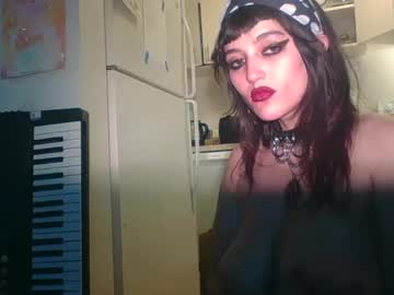 dahliadeathslut every day cam