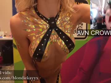 girl blondiekayy image #3440567