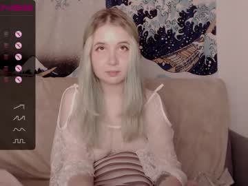 girl yoliverse image #2129702