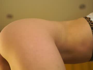 girl plump_bums image #1620046