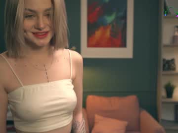 girl sophiastorm image #873046