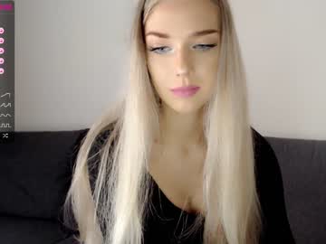 pervyblonde every day cam