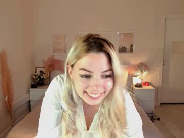 lil_aileen every day cam
