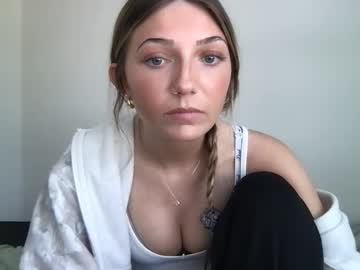 girl emiefox2 image #4072937