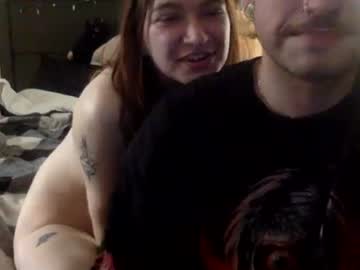 couple growingnotashowing image #4076982