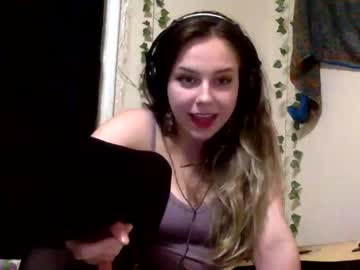 girl lillypadgrl image #3957491