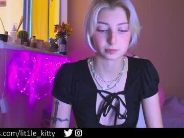 girl lit1le_kitty_ image #3065342
