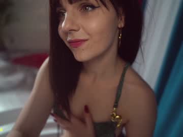 girl excitease image #2647676