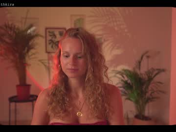 girl chillwithkira image #2128539