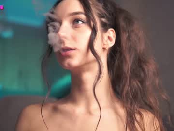 girl angels_kiss image #3649238
