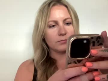 littlemissdahlia every day cam