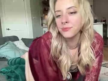 lilysirenblue every day cam