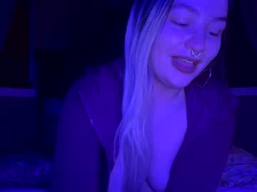 madamenatural every day cam