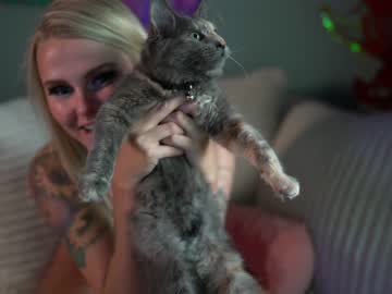 girl _shycutie image #3944569