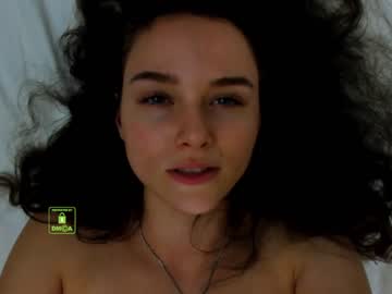 girl demurelixir image #2537714