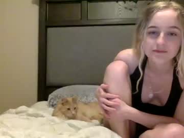 girl peachezzs image #1203981