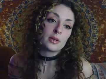 girl pistachio__nut image #974726