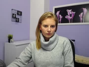 girl julie_wayne image #3353107