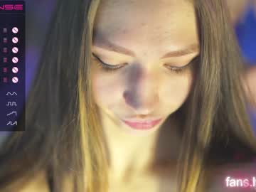 girl angels_kiss image #3159182