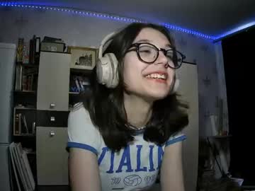 alodieherlan every day cam