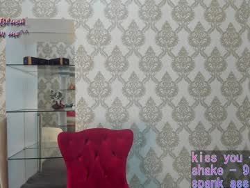lola_blush_ every day cam