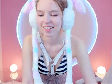 agata_moon every day cam