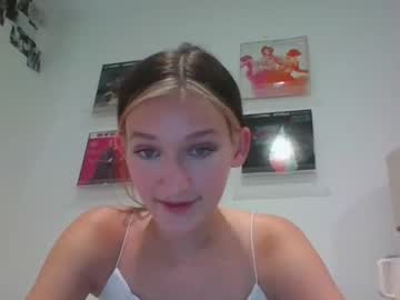 girl avabear8 image #4012543