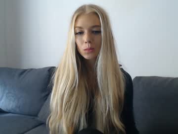 girl pervyblonde image #192088