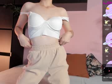girl annnort image #2555760