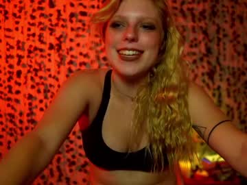 girl crimsonxrapture image #139158
