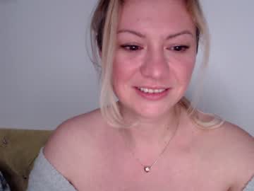 girl kiradivine image #1717643
