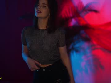 girl excitease image #2739406