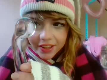 girl littlelabrat image #3981588