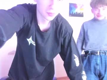 stralght_twinks every day cam