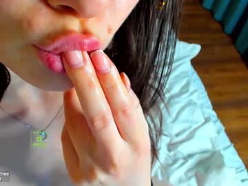 girl demurelixir image #3547948