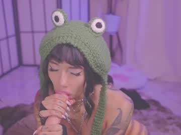 nekyra_san every day cam