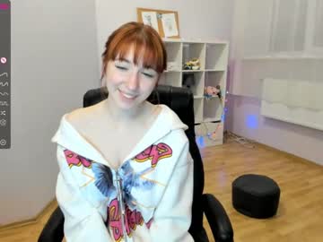 girlie_twinkle every day cam