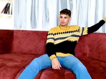 man oversized_guy image #3792134