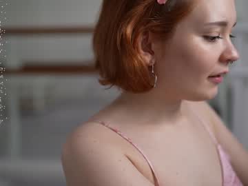 sofi_eilish every day cam