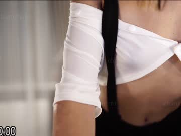 girl _mirrra_ image #187214