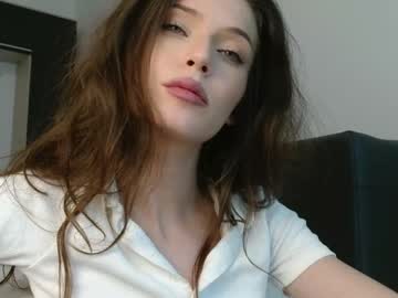 girl isia_slay image #2139732