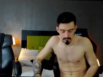 man billymontez image #3766011