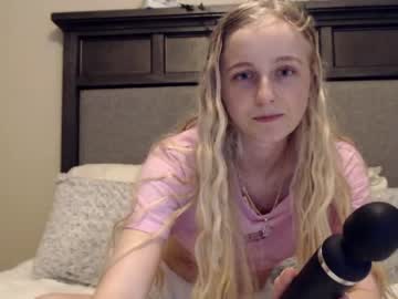 girl peachezzs image #902574