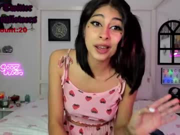 girl violetttflowers image #942616